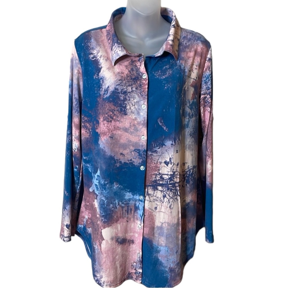 LuLaRoe Valentina button up blouse NWT